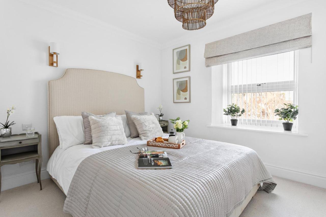 The Seaview Suites At The Corbyn Apartments Торкі Екстер'єр фото