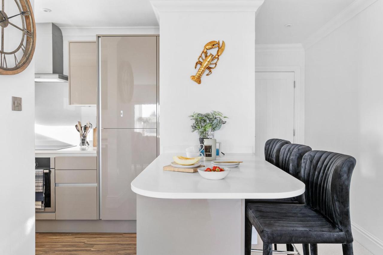 The Seaview Suites At The Corbyn Apartments Торкі Екстер'єр фото